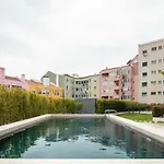 アパート Paya - 1 Bedroom And Pool In Areeiro リスボン