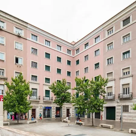 Paya - 1 Bedroom And Pool In Areeiro * ליסבון